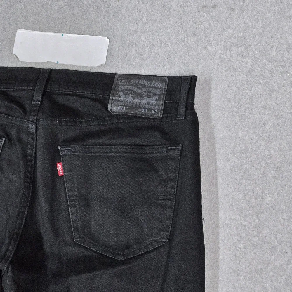 Levis *please carefully